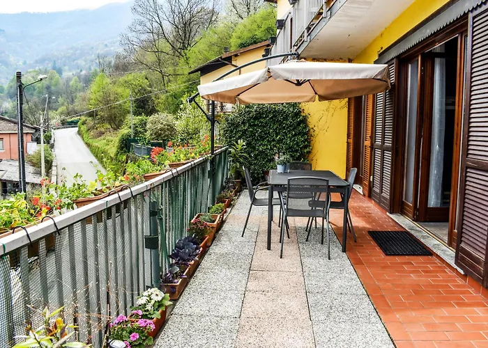 Casa Di Spino Faggeto Lario